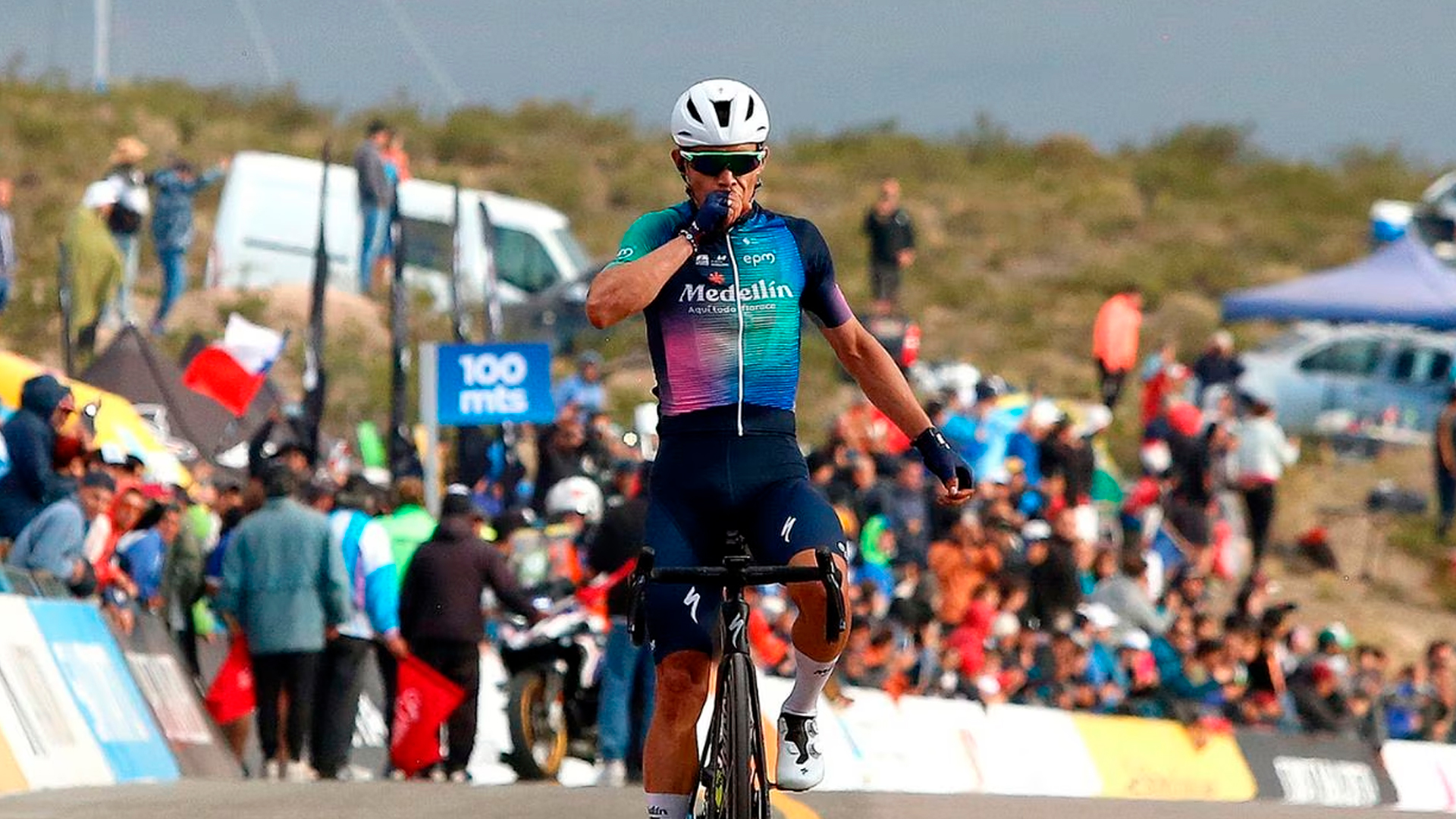 "Superman" López lidera la Vuelta a San Juan tras imponerse en etapa reina